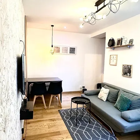 Appartamento Amazing House Near To Saint Lazar&lafayette!